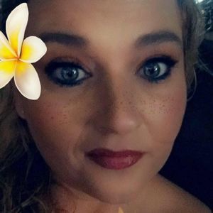 Meet your Posher, Kendra